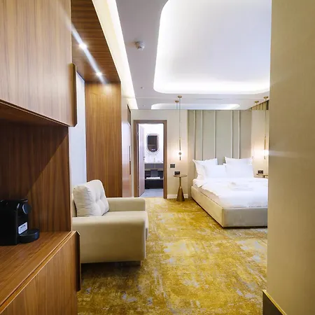 Yasu Luxury