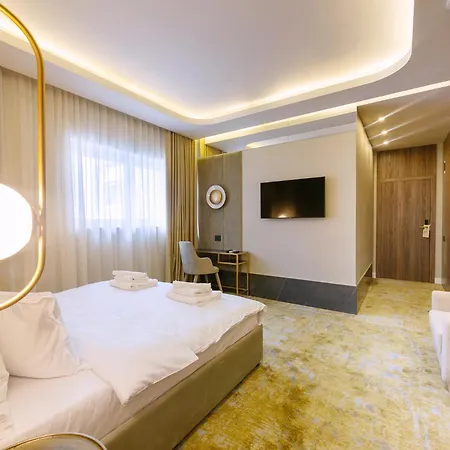 Yasu Luxury