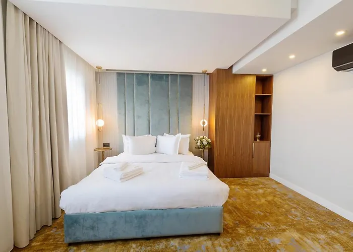 Yasu Luxury 아파트