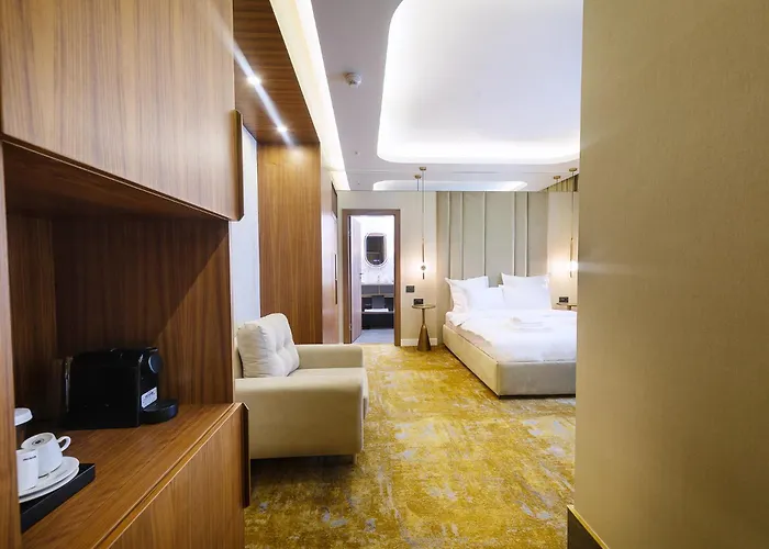 Yasu Luxury