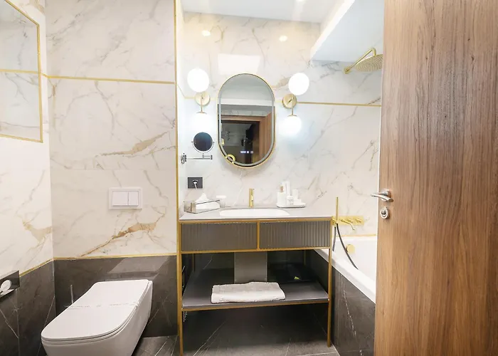 Yasu Luxury בוקרשט