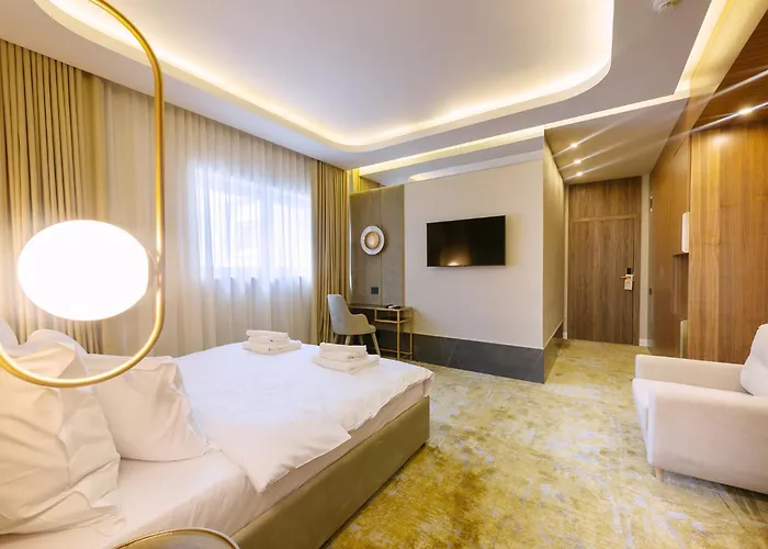 Yasu Luxury
