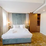 Yasu Luxury Apartment