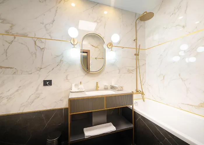 Yasu Luxury アパート *